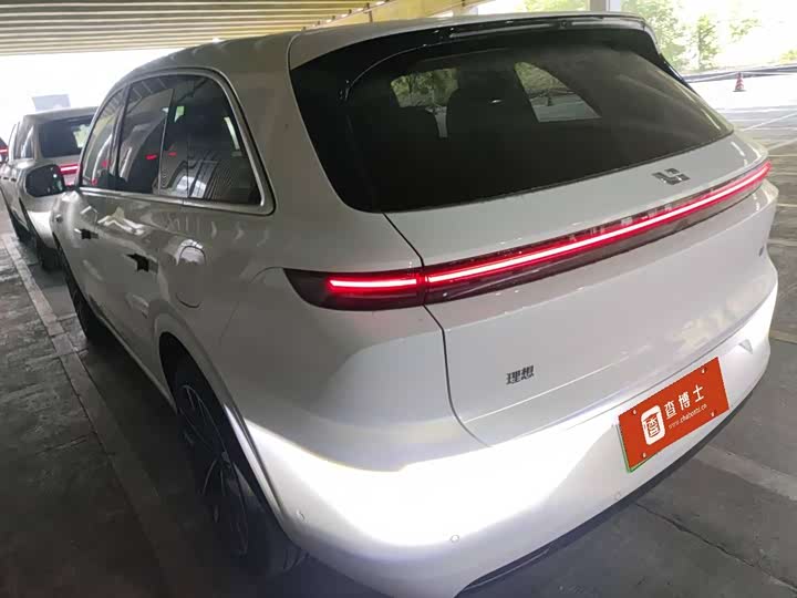 Фото 6 - LiXiang L6