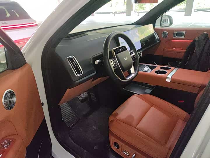 Фото 7 - LiXiang L6