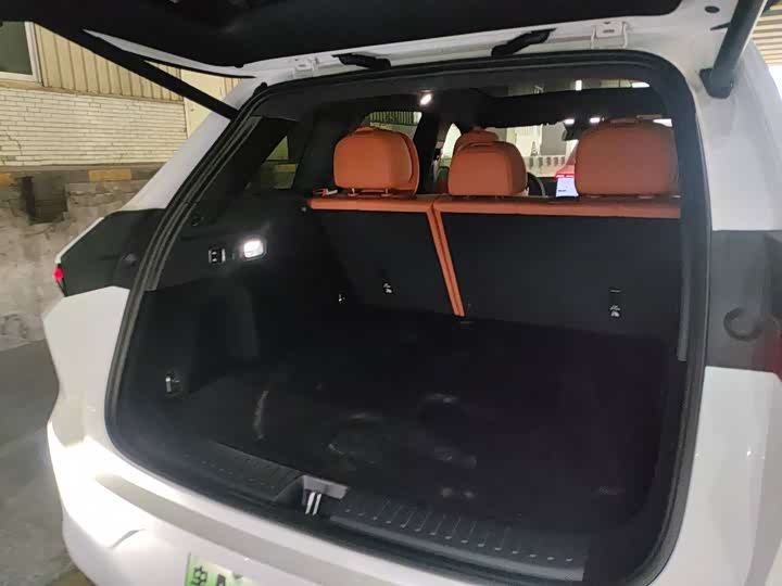 Фото 9 - LiXiang L6