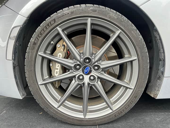 Фото 7 - Subaru BRZ