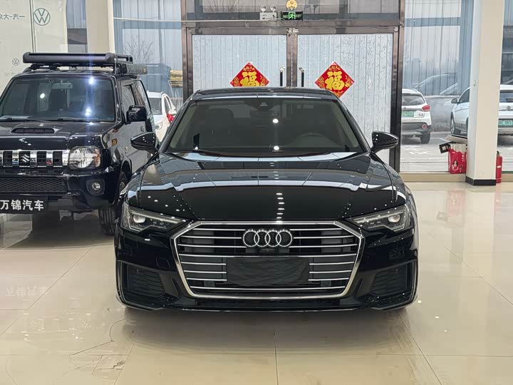 Фото 1 - Audi A6L