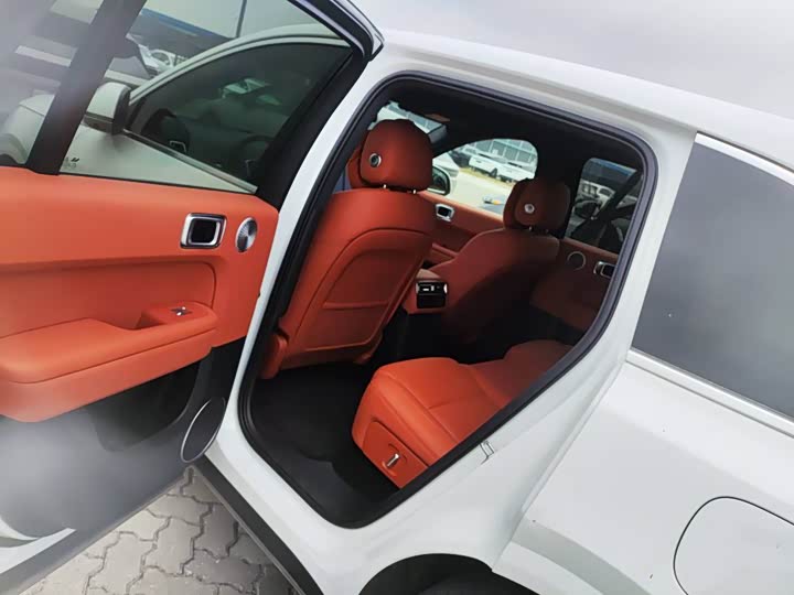 Фото 7 - LiXiang L6