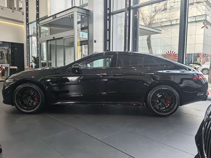 Фото 3 - Mercedes-Benz AMG GT