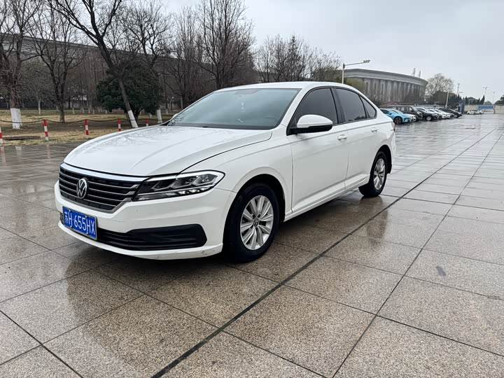 Фото 1 - Volkswagen Lavida