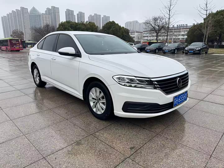 Фото 3 - Volkswagen Lavida