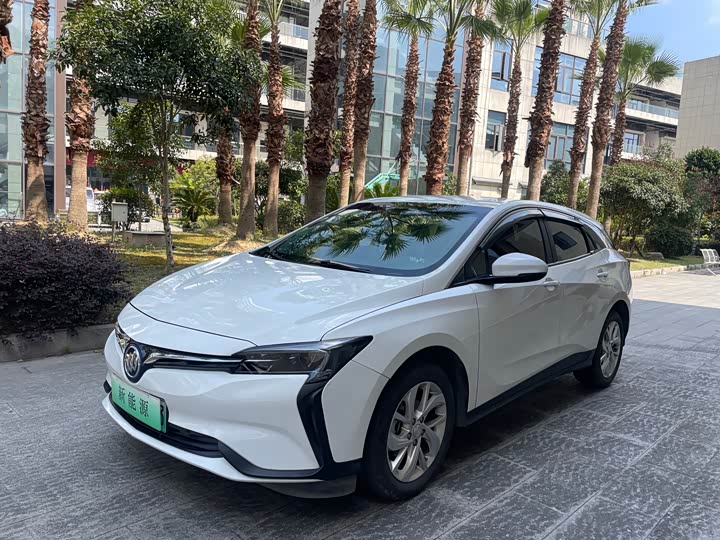 Photo 1 - Buick Velite 6