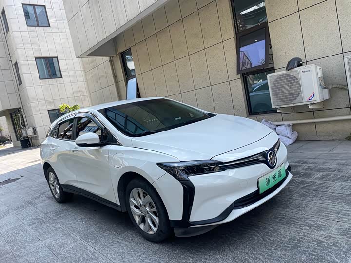 Photo 2 - Buick Velite 6