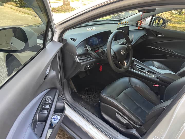 Photo 7 - Buick Velite 6