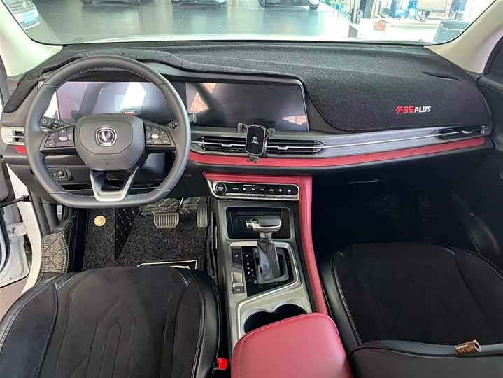 Фото 9 - Changan CS55 Plus