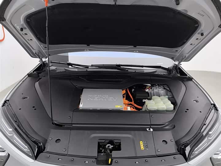 Фото 6 - Nio EC6