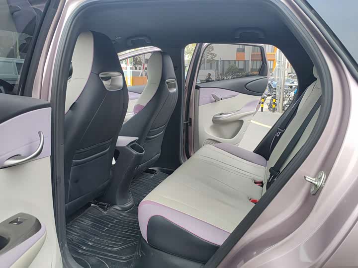 Фото 6 - BYD Dolphin