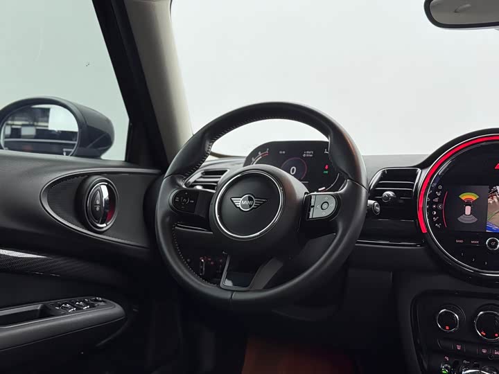 Фото 8 - Mini Clubman