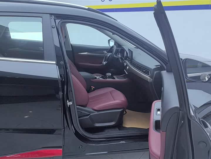 Photo 8 - Jetour X70