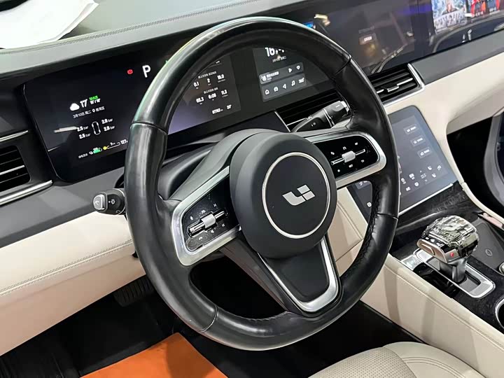 Фото 9 - LiXiang One