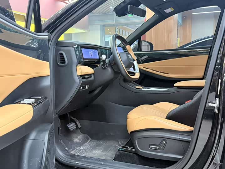 Фото 4 - Geely Galaxy L7