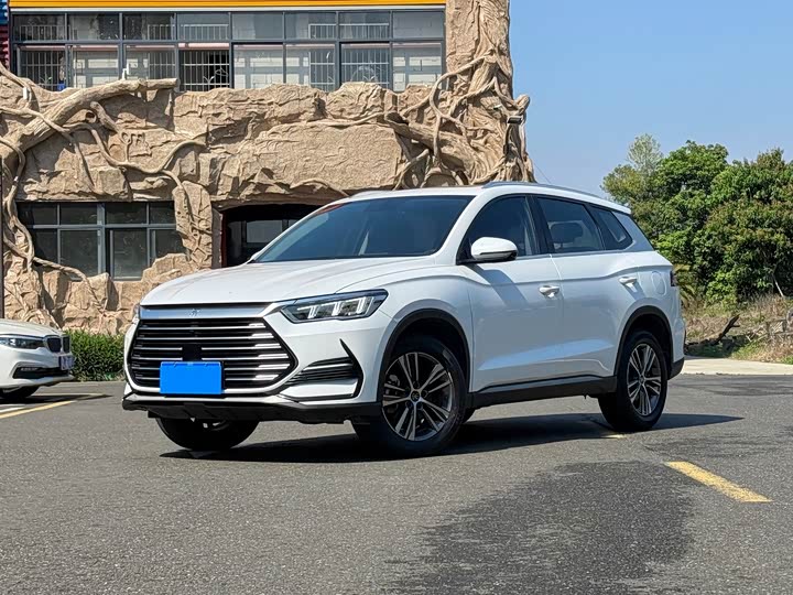 Photo 1 - BYD Song Pro