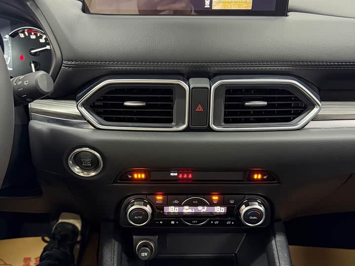 Фото 9 - Mazda CX-5