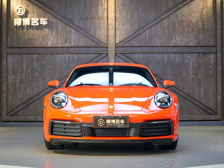 Фото 2 - Porsche 911