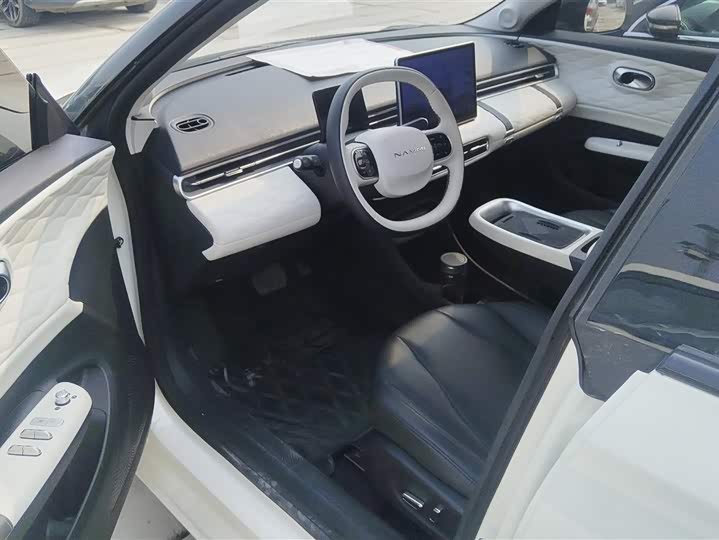 Photo 9 - Dongfeng Yipai 01