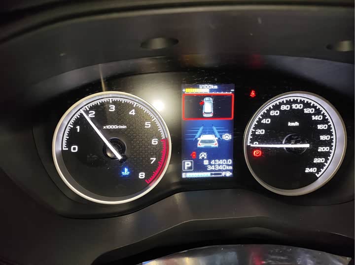 Фото 9 - Subaru Forester