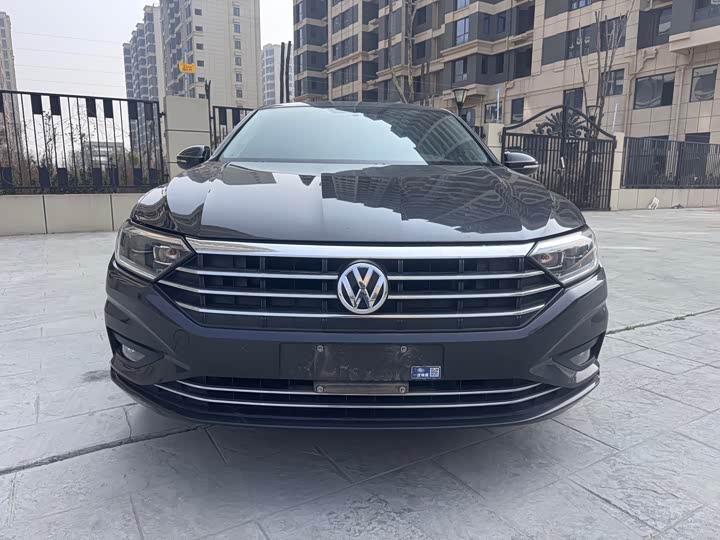Фото 2 - Volkswagen Sagitar L
