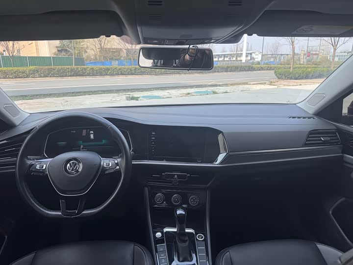 Фото 5 - Volkswagen Sagitar L