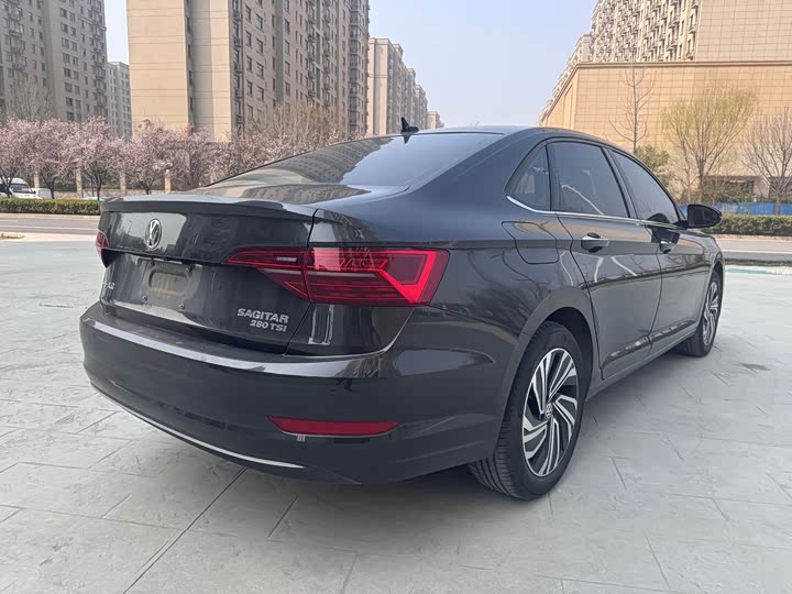 Фото 7 - Volkswagen Sagitar L