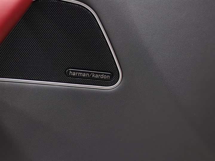 Photo 6 - Maserati Levante