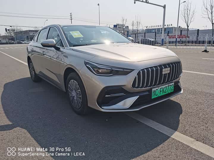 Photo 3 - Geely Galaxy Starshine 6