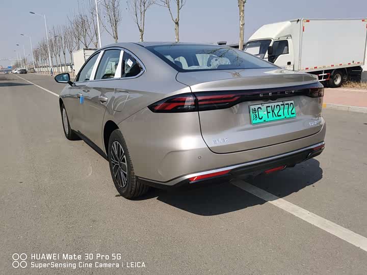 Photo 7 - Geely Galaxy Starshine 6