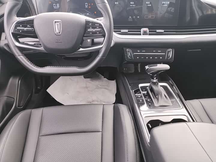 Фото 6 - Bestune B70