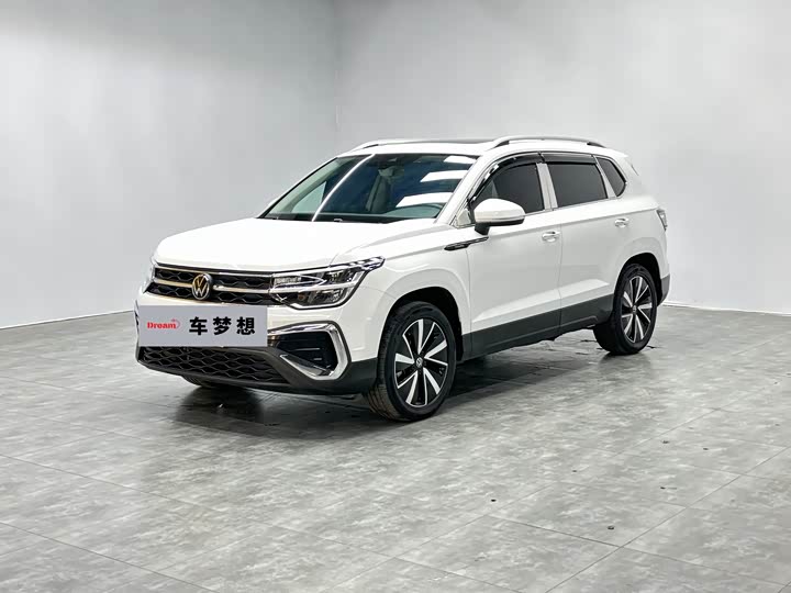 Фото 1 - Volkswagen Tharu