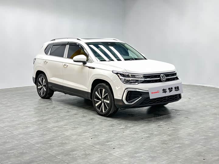 Фото 3 - Volkswagen Tharu