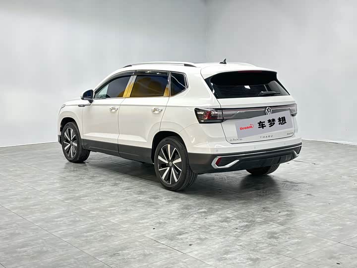 Фото 6 - Volkswagen Tharu