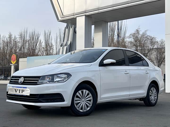 Фото 1 - Volkswagen Santana