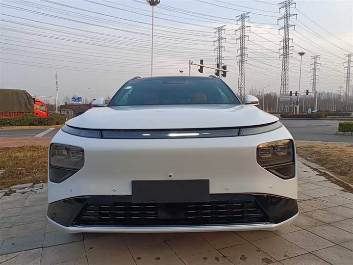 Фото 1 - XPeng G9