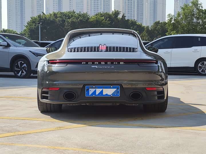 Photo 5 - Porsche 911