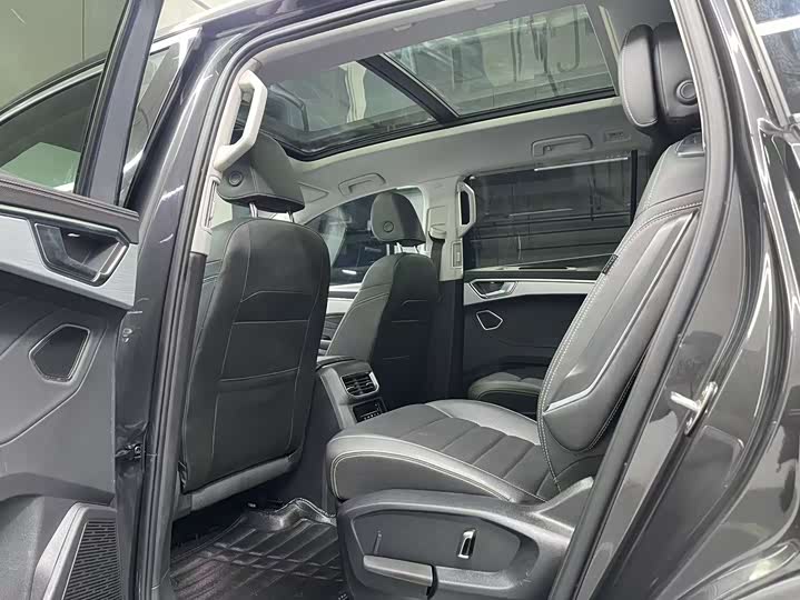 Фото 6 - Volkswagen Talagon