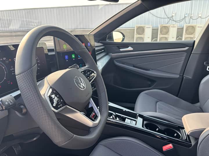 Volkswagen Lamando L 2026 2026款 凌渡L GTS 380TSI 凌风百万纪念版