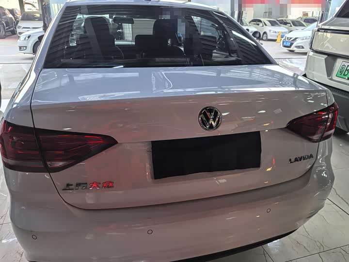 Фото 5 - Volkswagen Lavida