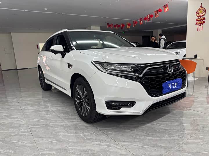 Фото 3 - Honda UR-V