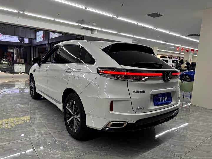 Фото 6 - Honda UR-V