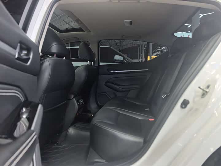 Фото 6 - Nissan Teana