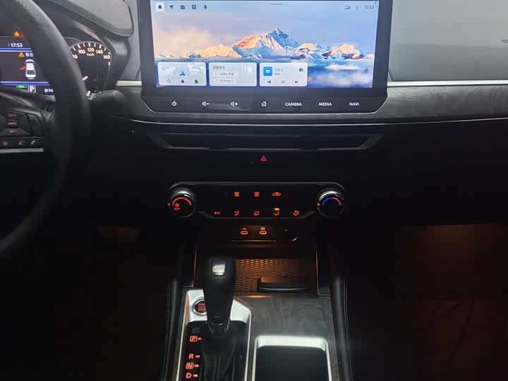 Фото 9 - Nissan Teana