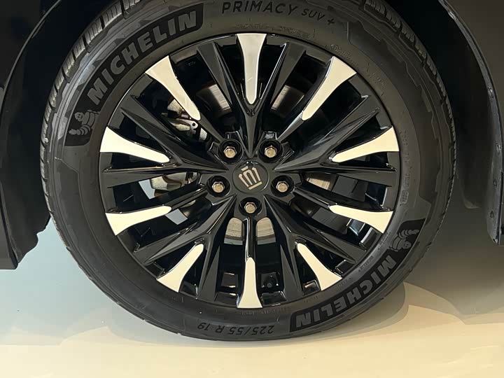 Photo 4 - Toyota Vellfire