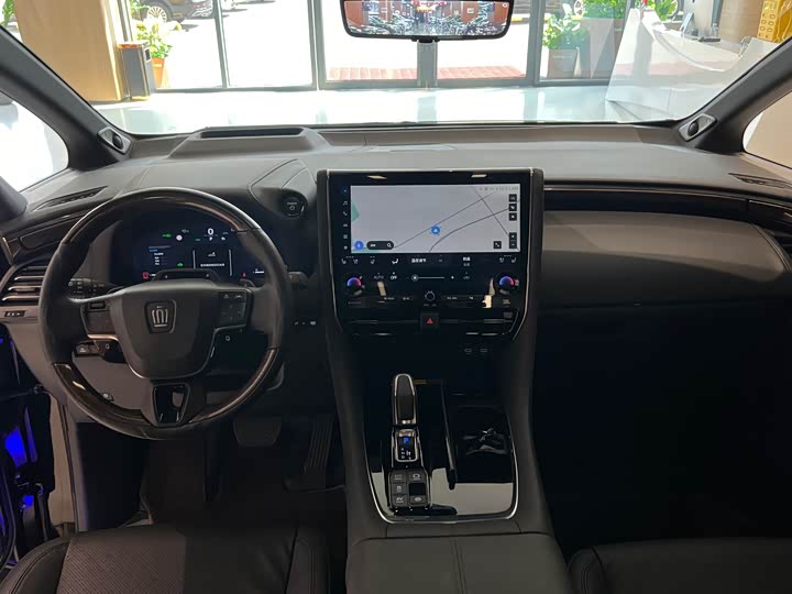 Photo 8 - Toyota Vellfire