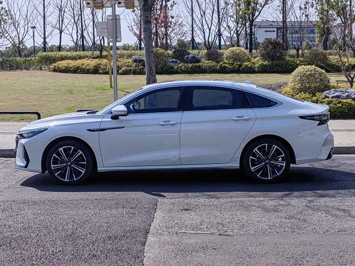 Фото 4 - Chery Arrizo 8