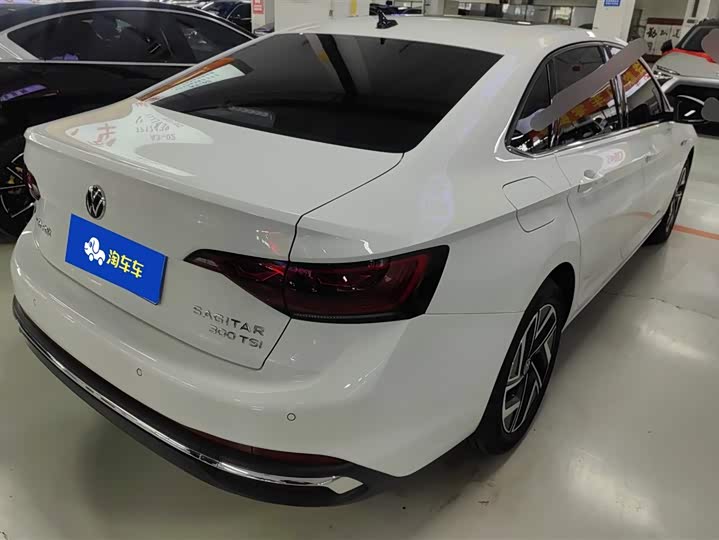 Фото 3 - Volkswagen Sagitar L