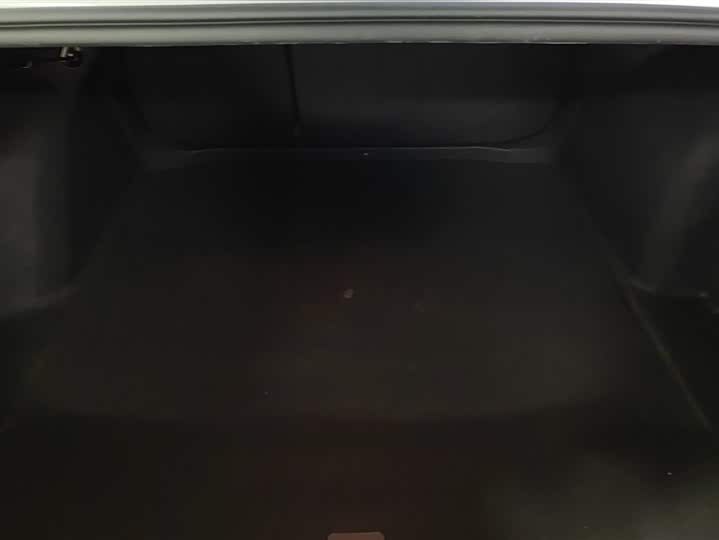 Фото 4 - Volkswagen Sagitar L