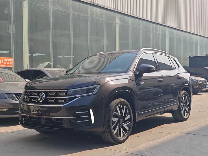 Фото 1 - Volkswagen Tayron